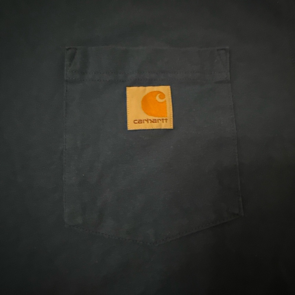 Carhartt Men's Classic Blue Tee with Pocket man’s medium - Picture 3 of 5